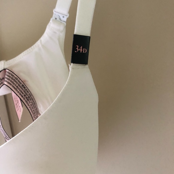 NWT Victoria’s Secret Bra 34D - Picture 3 of 4